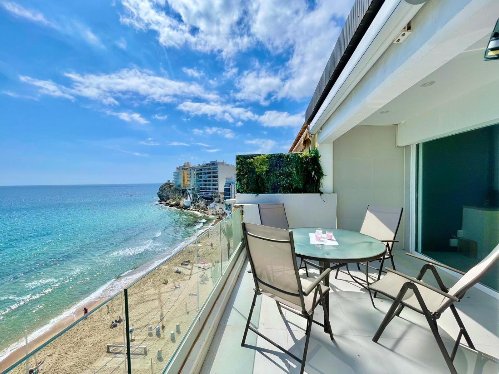 Appartement Emalco Seafront Modern *
