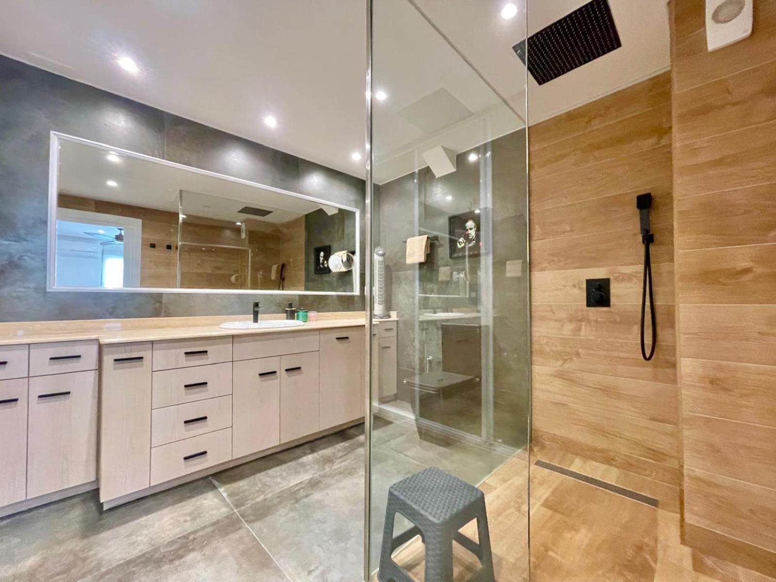 Appartement Emalco Seafront Modern *